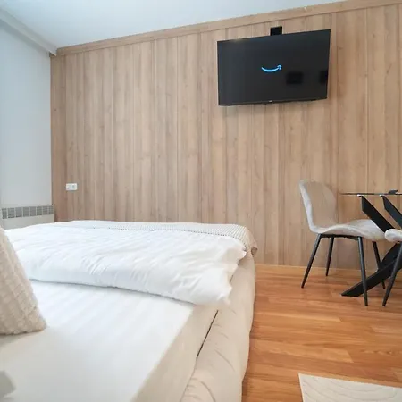 Daire Pirin Sense - - Free Parking *